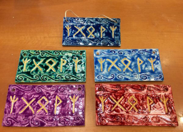 Formelle con Rune per la Protezione della casa e dei sui abitanti