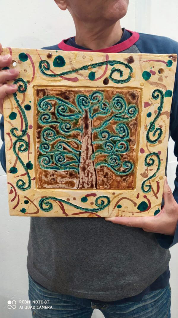 Grande "Formella Albero della Vita" in ceramica, cm.30xcm.30 - immagine 2