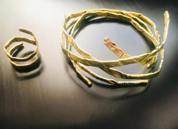 4 Bracciali in ottone martellati...Amorevolmente pero'... - immagine 2