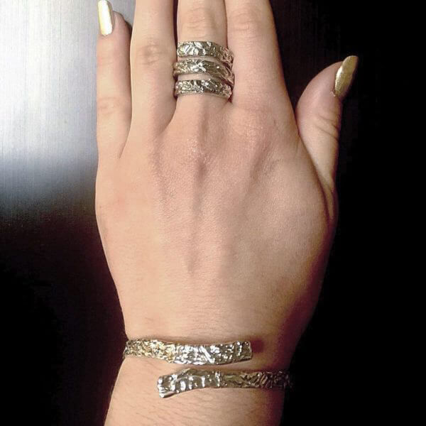 Anelli in Argento925 martellati di brutto! Amorevolmente pero' - immagine 3