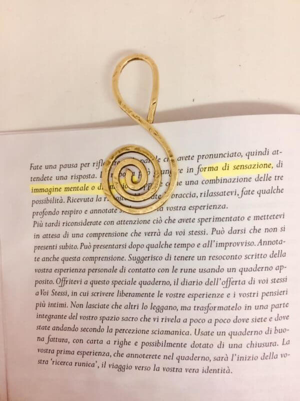 Segnalibro "Chiave di violino" in ottone martellato!...Amorevolmente però