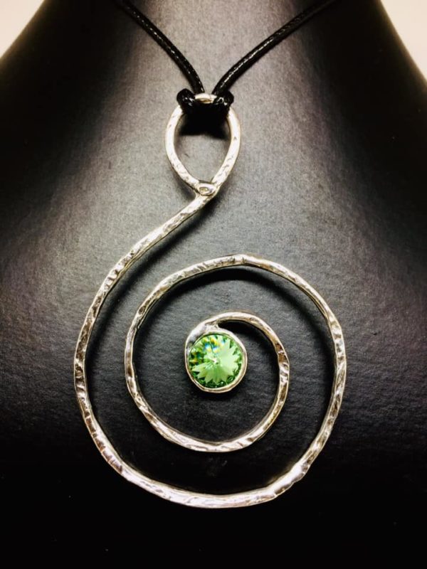 Spirale in Argento925 martellata...Amorevolmente pero'...e cristallo Swarovski - immagine 3