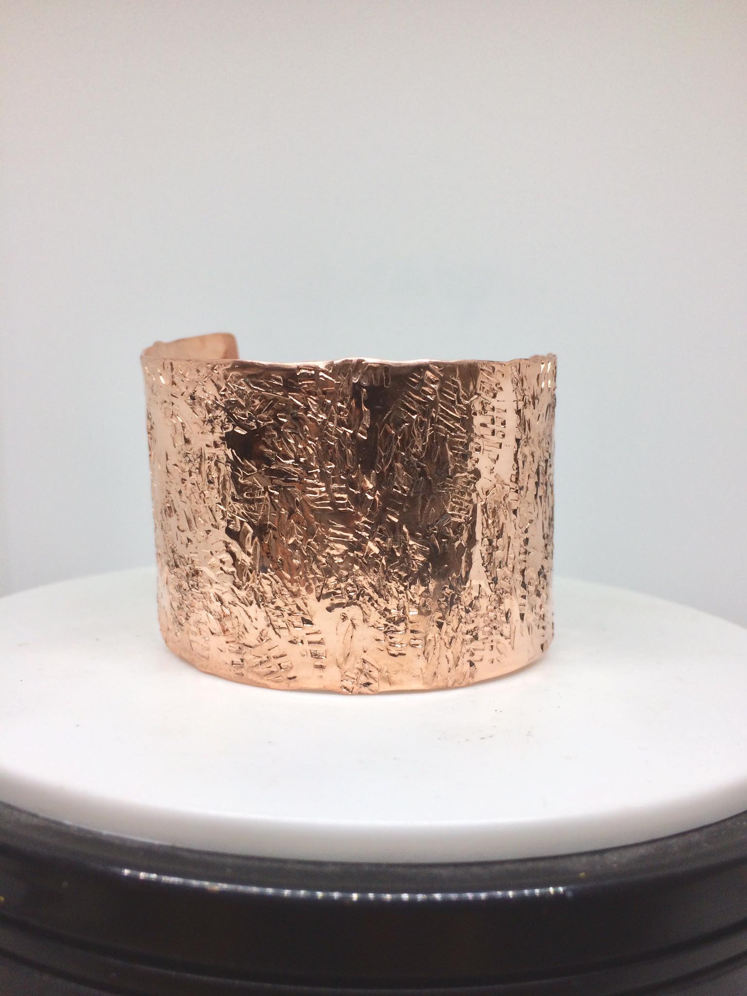 Bracciale In Rame Puro 99% Fatto A Mano – Design Martellato, Regolabile, Con Sacchetto Portagioie