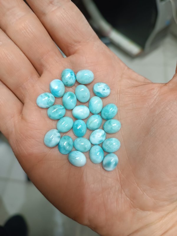 Orecchini a perno in ottone e pietra Larimar - immagine 4
