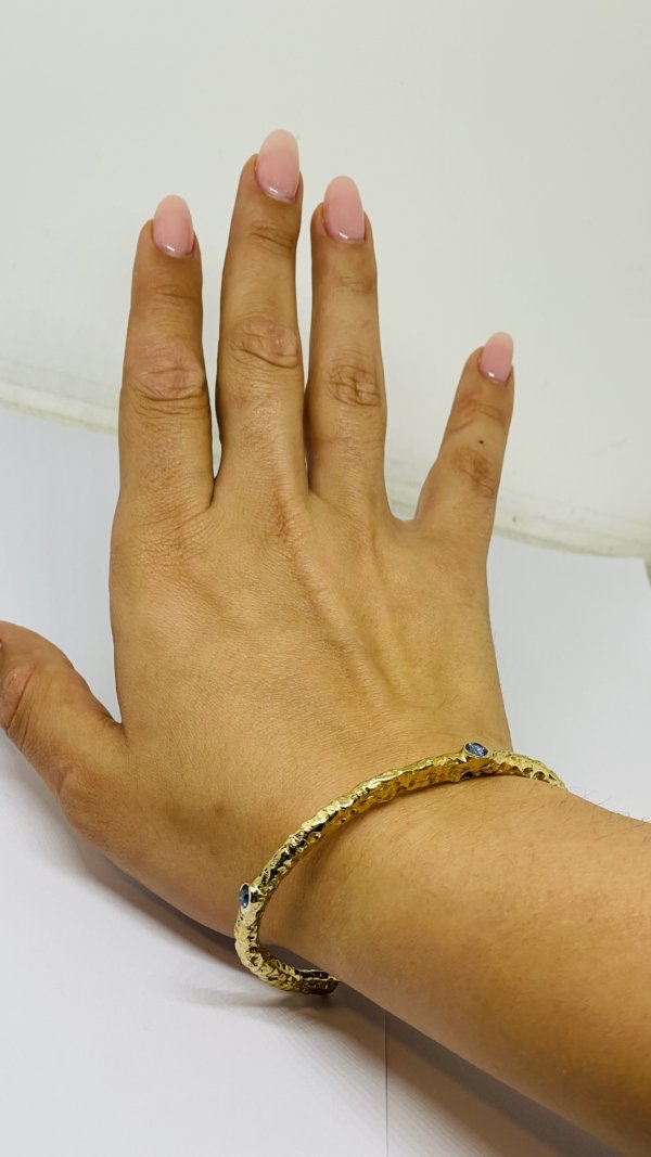 Bracciale in ottone e zirconia cubica, realizzato con la tecnica della sabbia - immagine 5