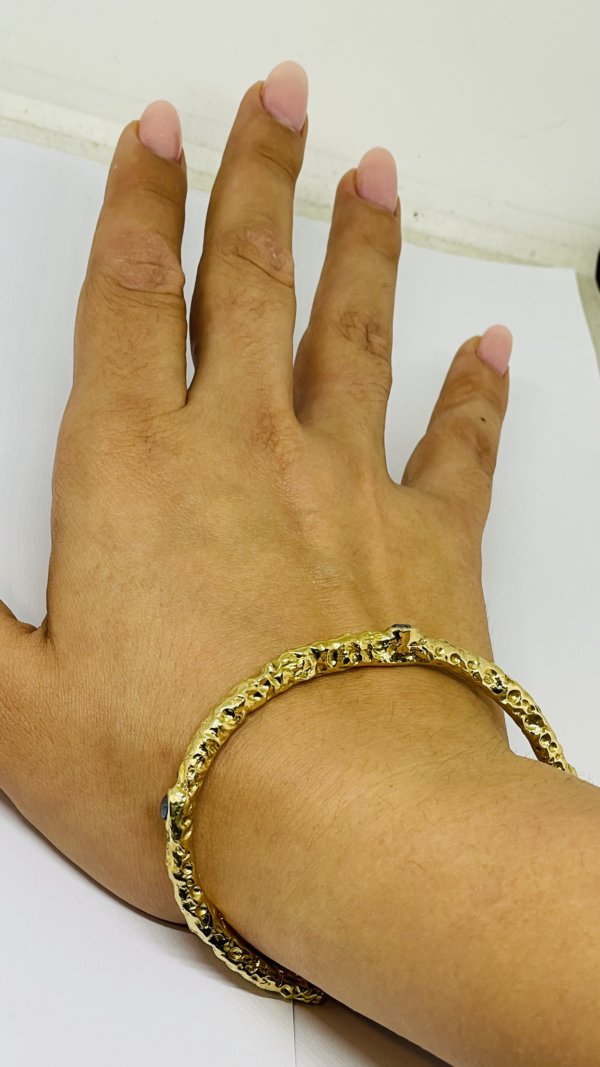 Bracciale in ottone e zirconia cubica, realizzato con la tecnica della sabbia - immagine 15