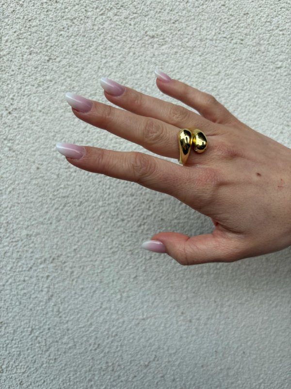 Anello in ottone e zirconia cubica, realizzato con la tecnica della fusione con la sabbia colori e misura a richiesta - immagine 8
