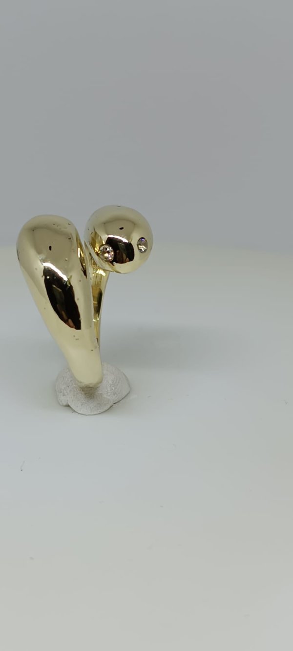 Anello in ottone e zirconia cubica, realizzato con la tecnica della fusione con la sabbia colori e misura a richiesta