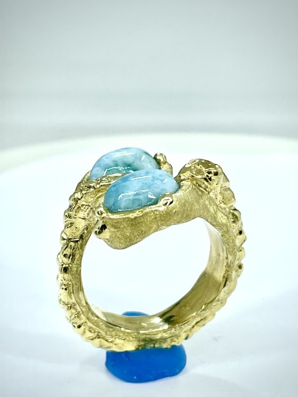 Anello in  ottone e Larimar con testa e coda di serpente - immagine 6